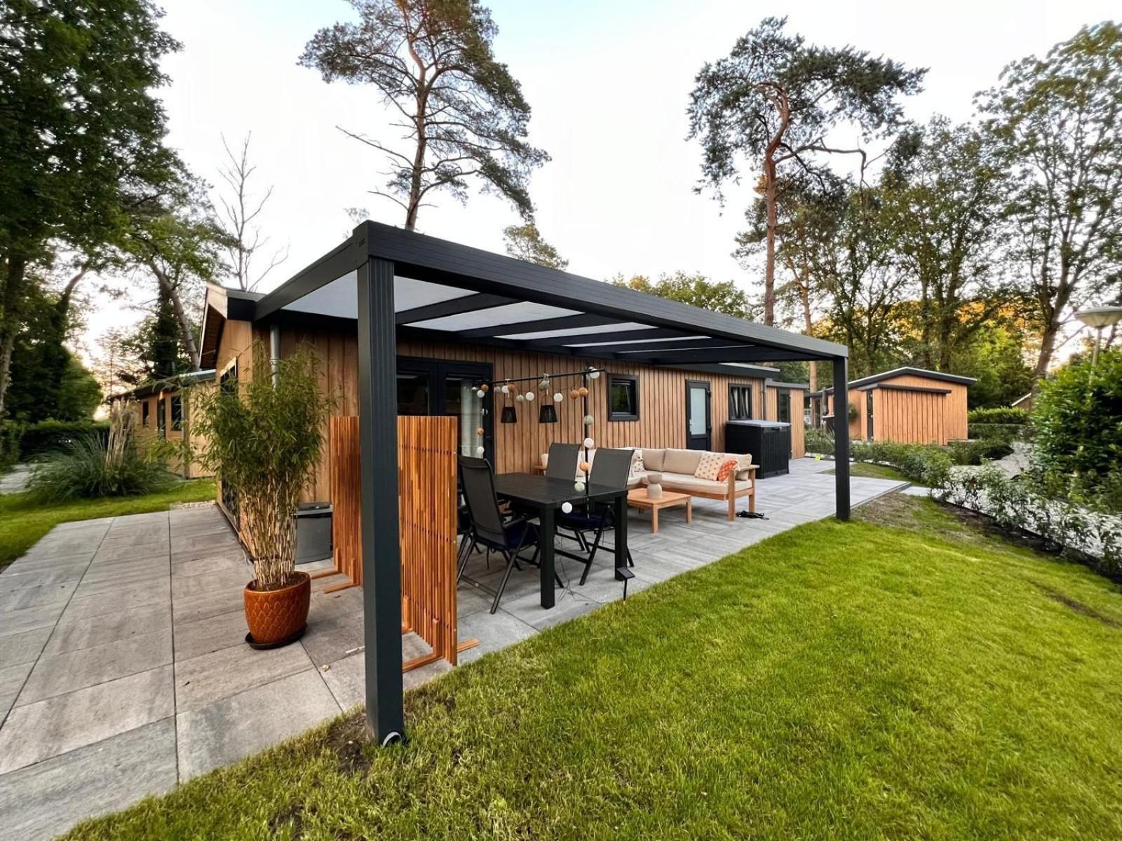 Vakantiepark De Ossenberg 오버베르그 외부 사진