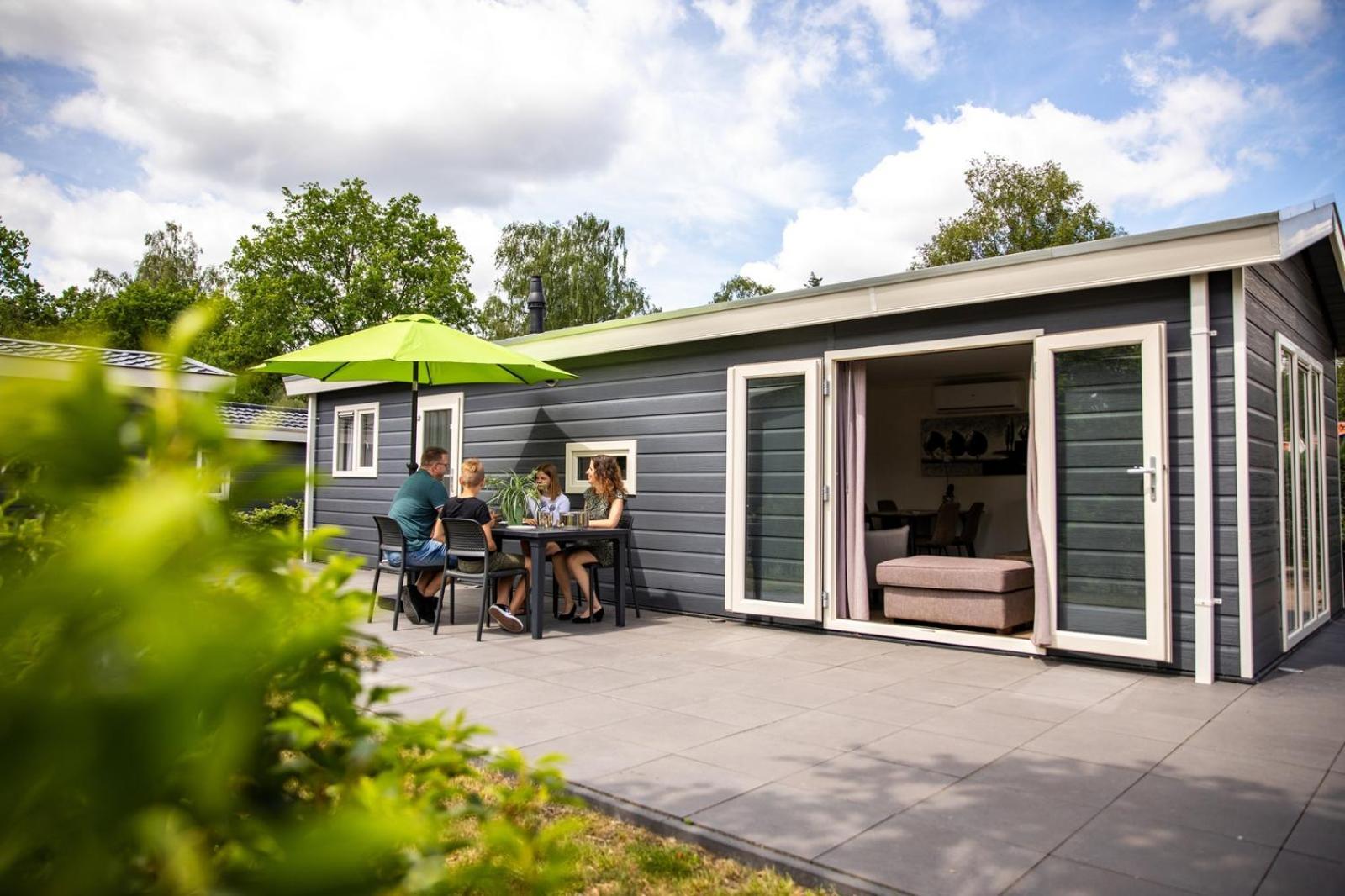 Vakantiepark De Ossenberg 오버베르그 외부 사진