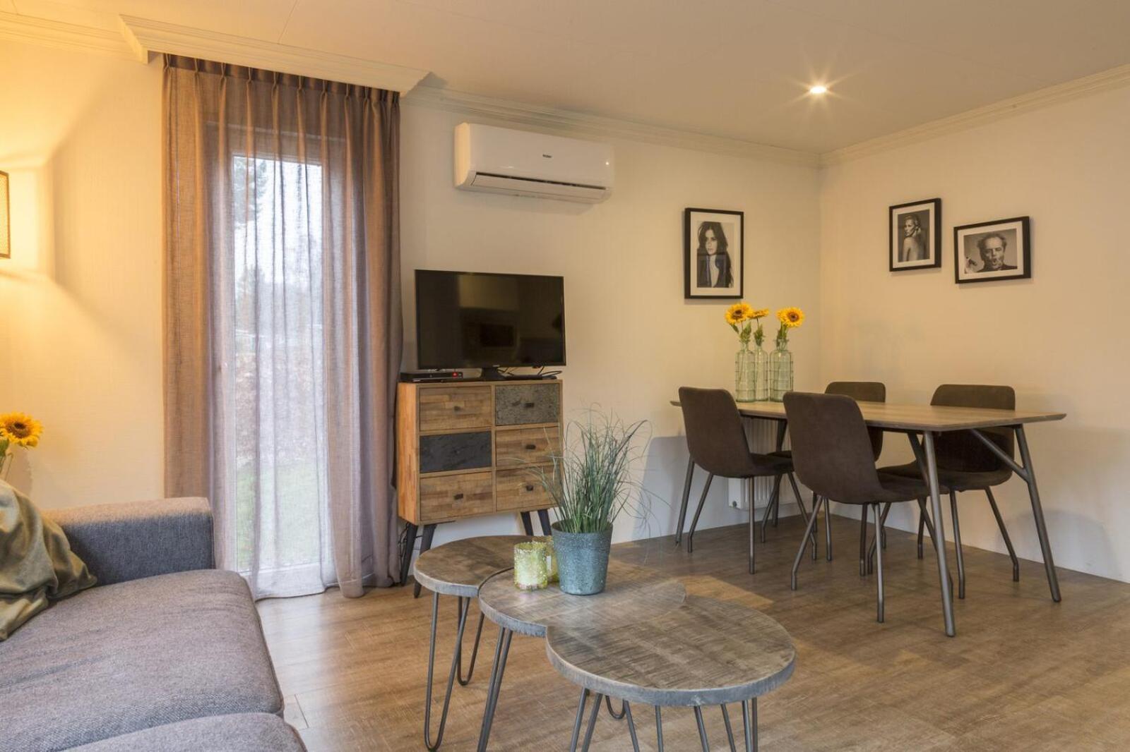 Vakantiepark De Ossenberg 오버베르그 외부 사진