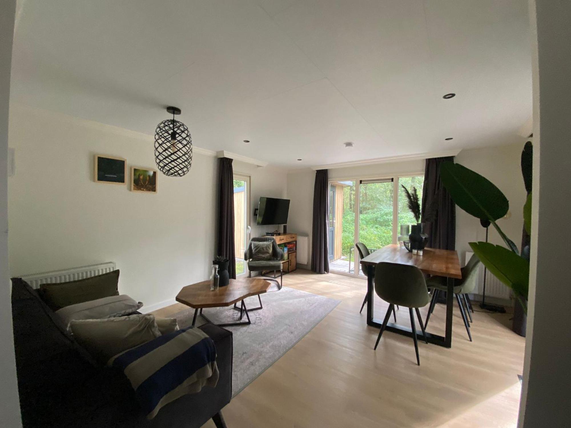 Vakantiepark De Ossenberg 오버베르그 외부 사진