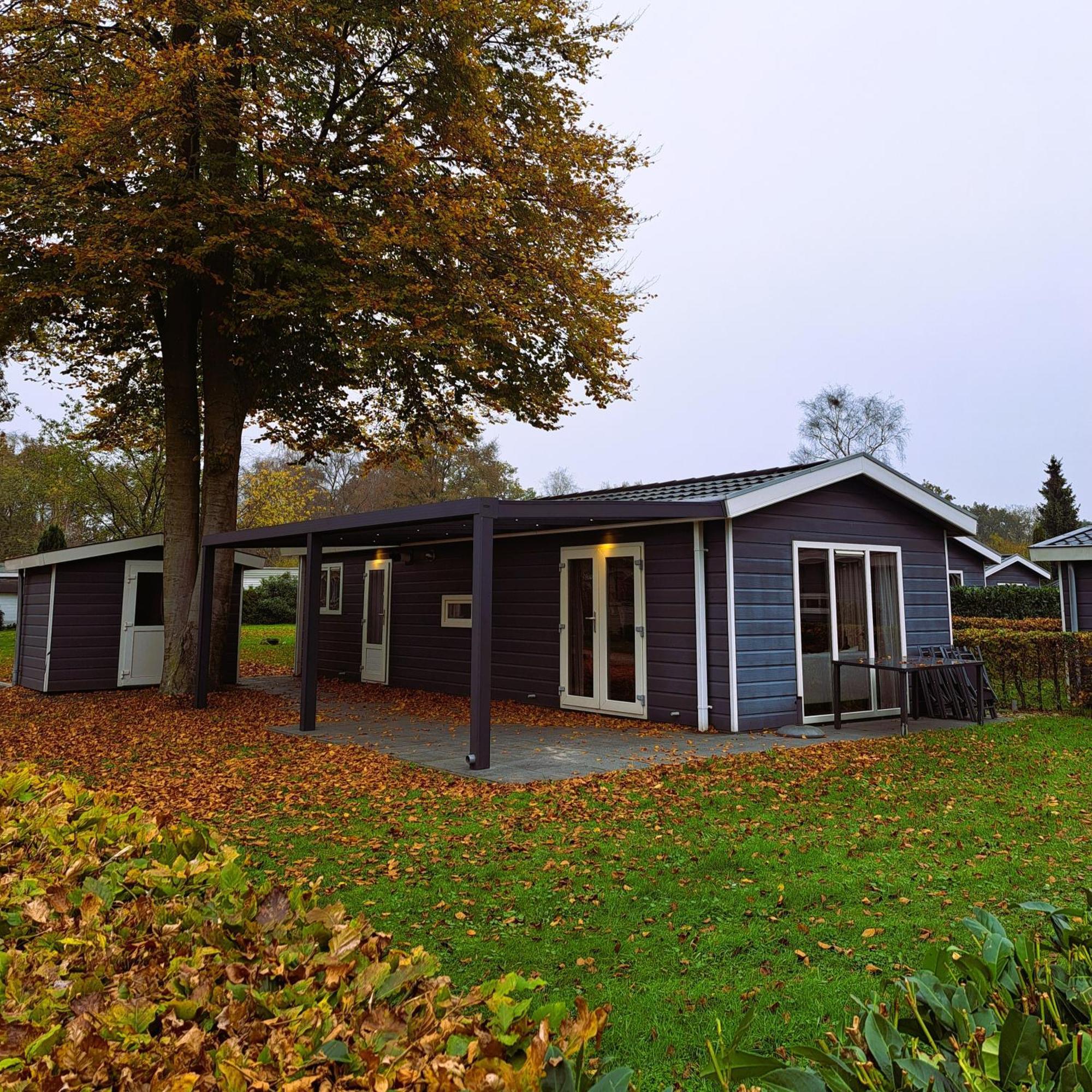 Vakantiepark De Ossenberg 오버베르그 외부 사진