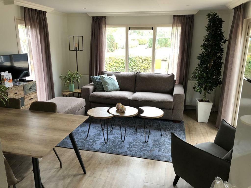 Vakantiepark De Ossenberg 오버베르그 외부 사진
