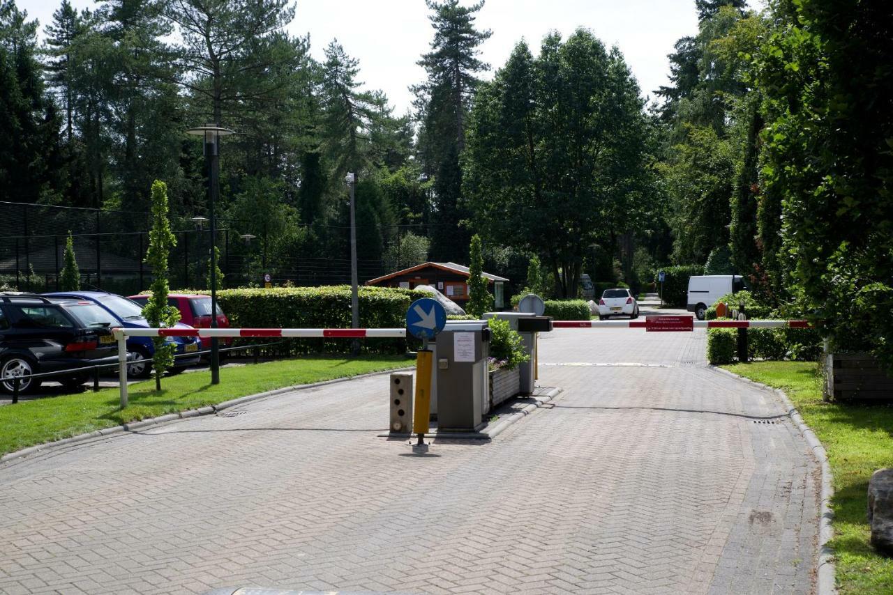 Vakantiepark De Ossenberg 오버베르그 외부 사진
